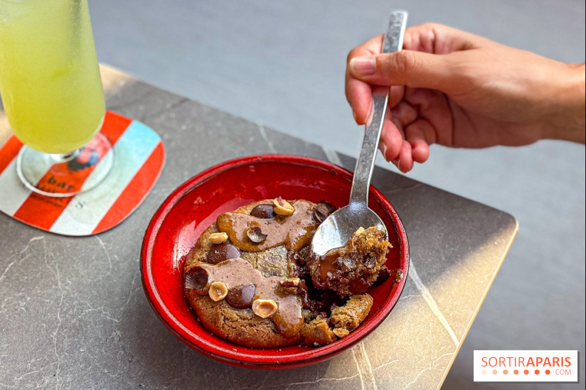 Bar Les Ombres : cocktails & tapas sur le rooftop du Musée du Quai Branly avec vue sur la tour Eiffel - Facetune 23 08 2025 23 06 31