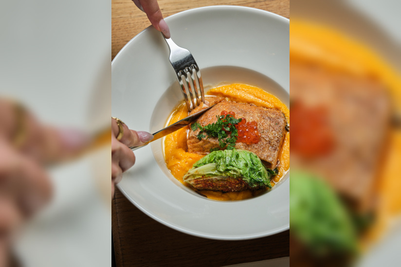 Gaston, restaurant de viande à Paris 17ème - Pavé de saumon en croute de tandoori 4