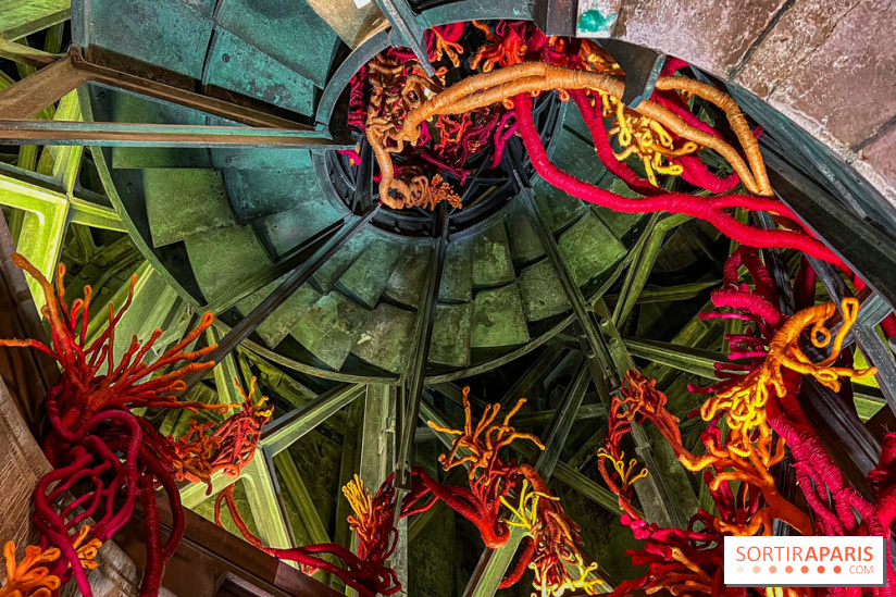 Paris Design Week 2025: une œuvre textile s'invite dans la Colonne de Juillet, place de la Bastille - IMG 7304 jpg