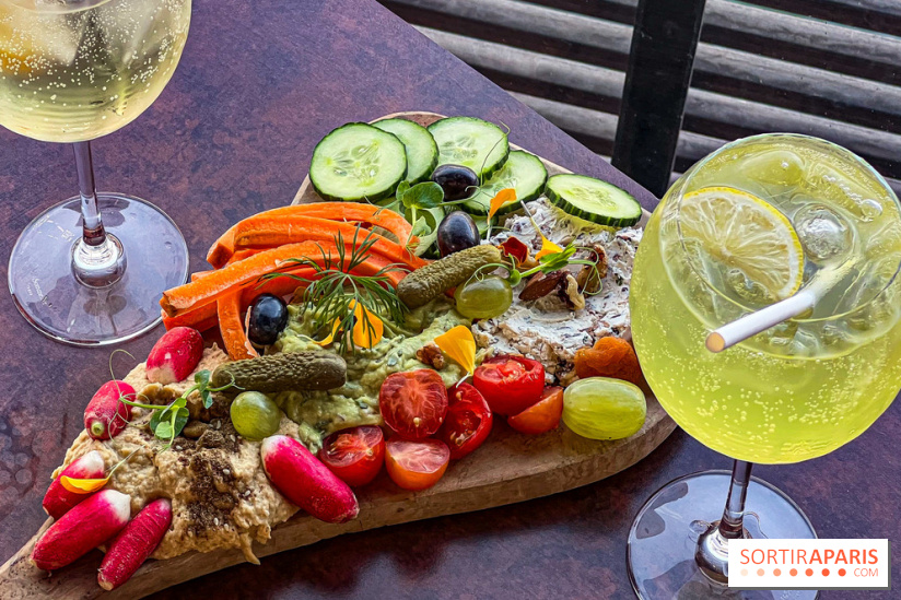 Bar du OFF Paris Seine - CEBFB146 1F24 4764 8AEA 881610643874