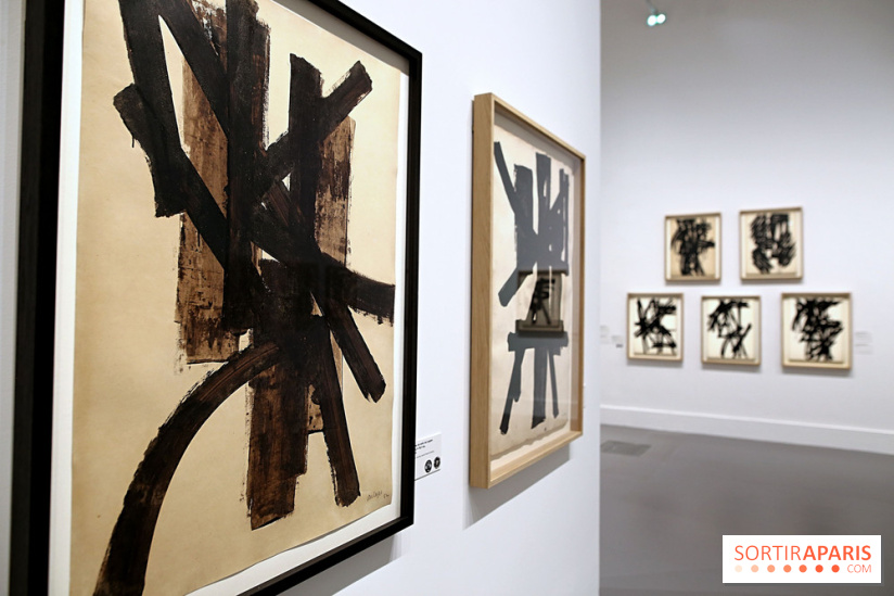 Pierre Soulages : nos photos de son exposition et de ses peintures sur papier à voir au Musée du Luxembourg 