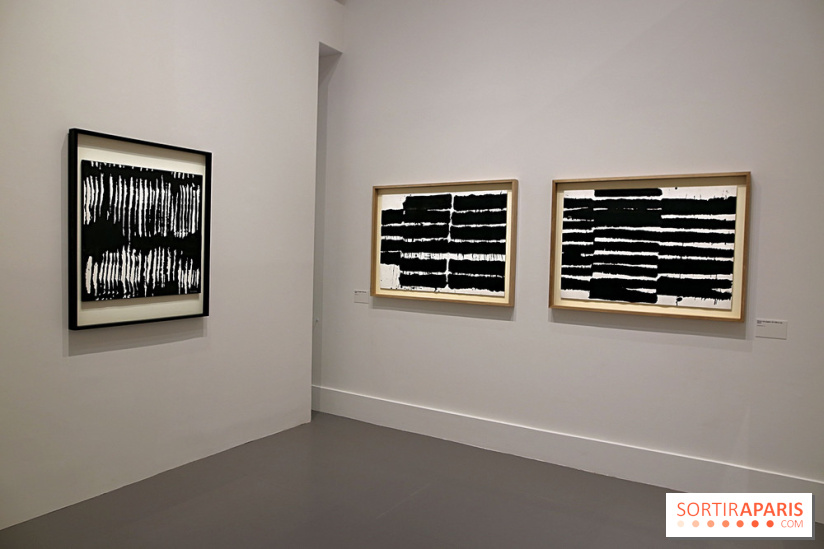 Pierre Soulages : nos photos de son exposition et de ses peintures sur papier à voir au Musée du Luxembourg
