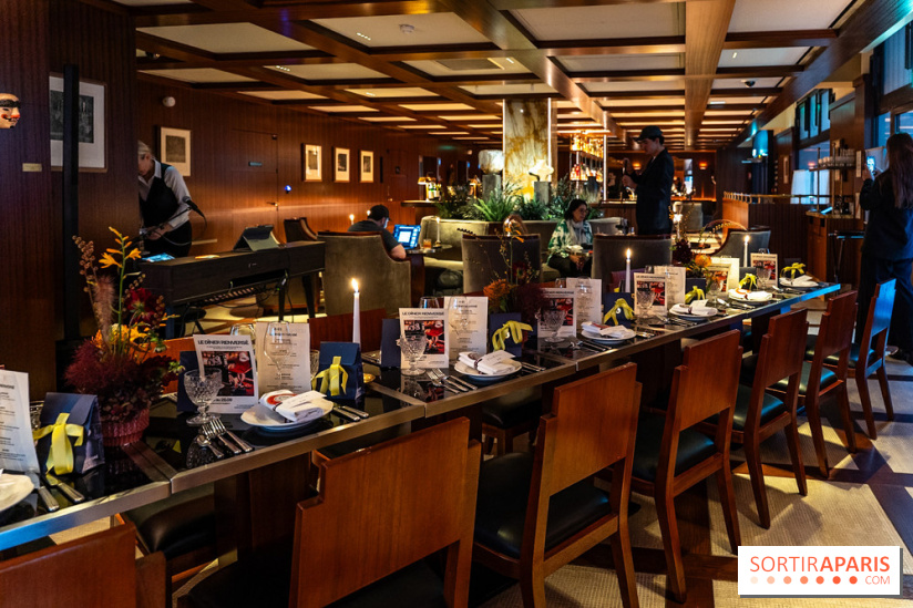 Le Dîner Renversé des Grands Voyageurs - table