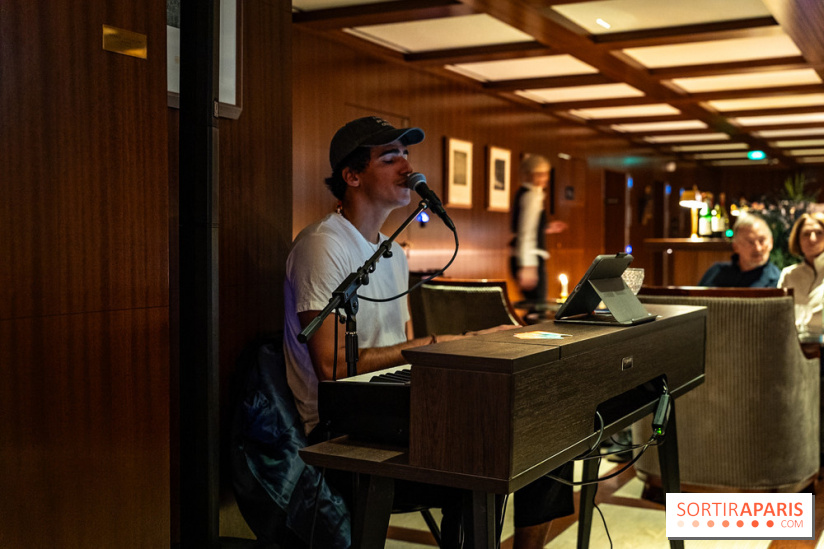 Le Dîner Renversé des Grands Voyageurs - chanteur live karaoké