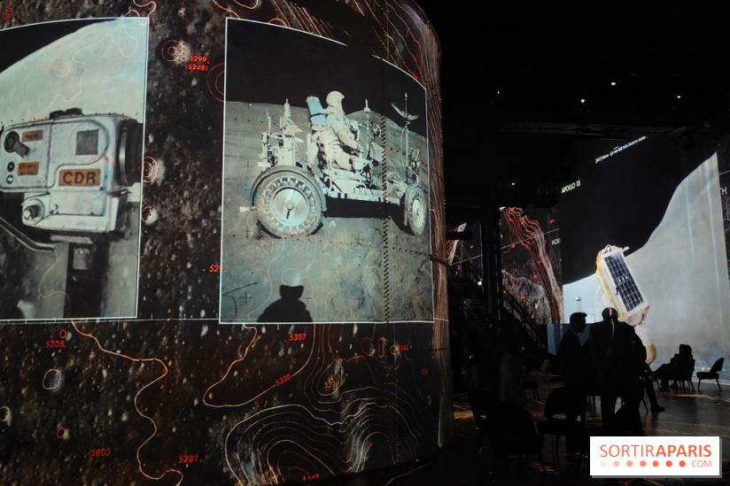 Destination Lune : un voyage immersif dans les étoiles à l'Atelier des Lumières - photos