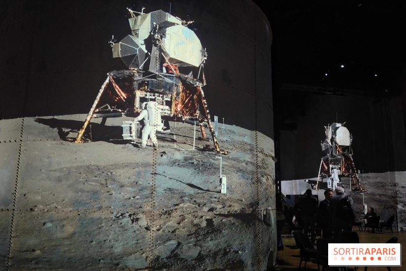 Destination Lune : un voyage immersif dans les étoiles à l'Atelier des Lumières - photos