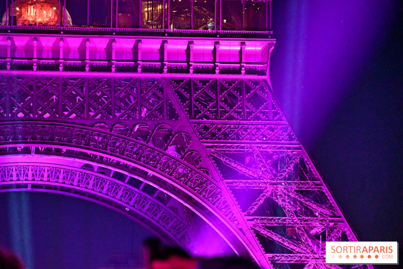 Octobre Visuel Octobre Rose Tour Eiffel 2025 - Le lancement face à la Tour Eiffel - DSC 5305