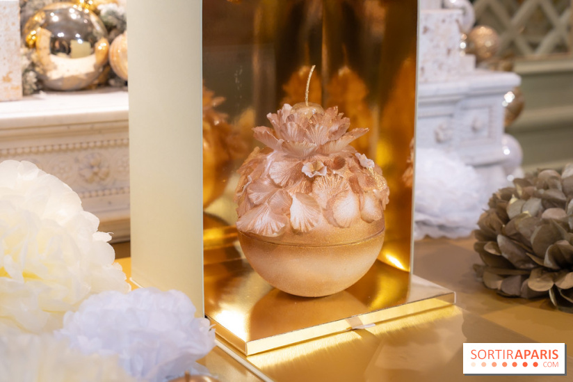Les bûches et créations de Noël et fêtes de Ladurée 2025