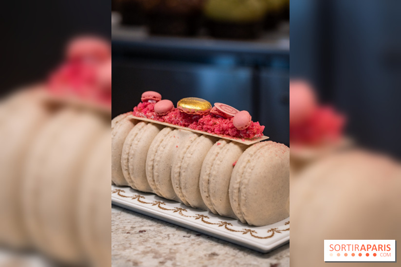 Les bûches et créations de Noël et fêtes de Ladurée 2025 - A7C08229