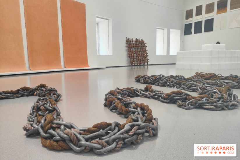 Minimal, quand l'art va à l'essentiel : l'exposition de la Bourse de Commerce se dévoile