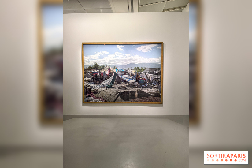 Exposition Luc Delahaye au Jeu de Paume : la grande rétrospective à ne pas manquer