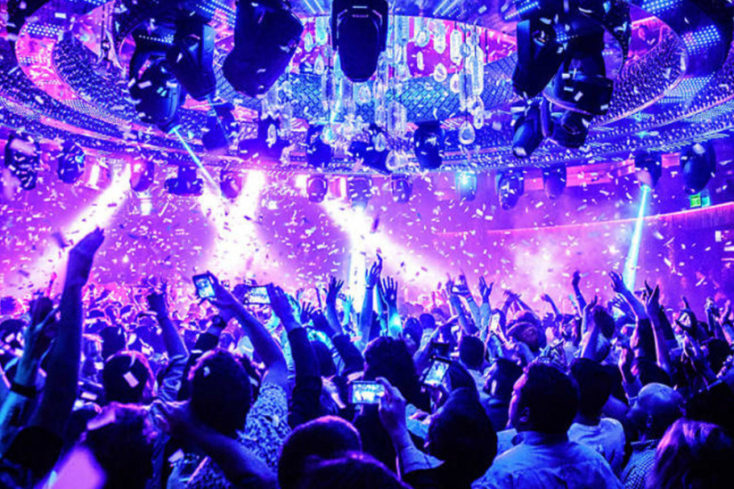 PARIS NEW YEAR 2026 : nouvel an tout inclus et accès à la la Tour Eiffel