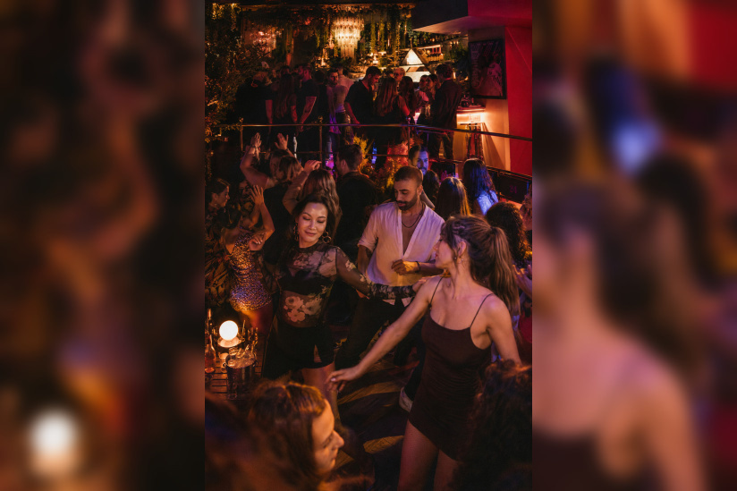 Campagne #33754 - Cabaret Baila Danseurs