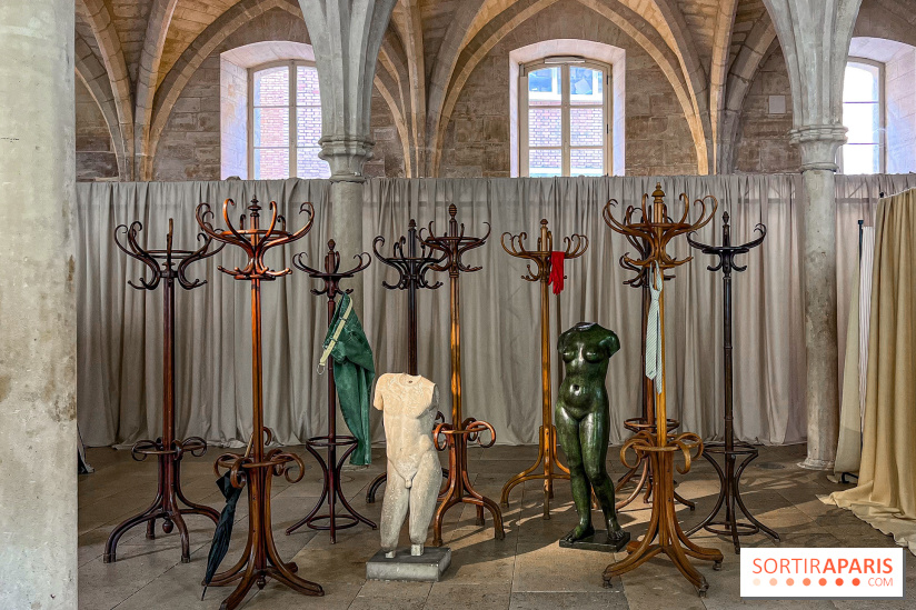 Mythes: l'exposition gratuite imaginée par Jacquemus au Collège des Bernardins à Paris - AB595294 4371 4285 B6F1 9B356F4AC886