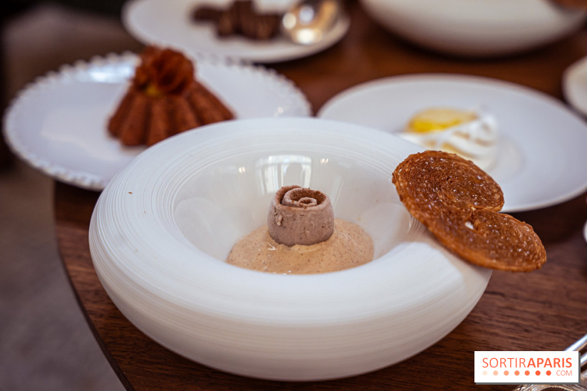 Le tea time de Noël du Peninsula 2025 - A7C07920