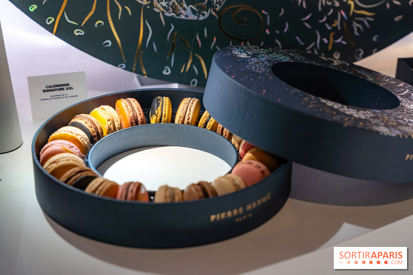 Bûches de Noël et créations de fête 2025 de Pierre Hermé : les Abysses - A7C07842