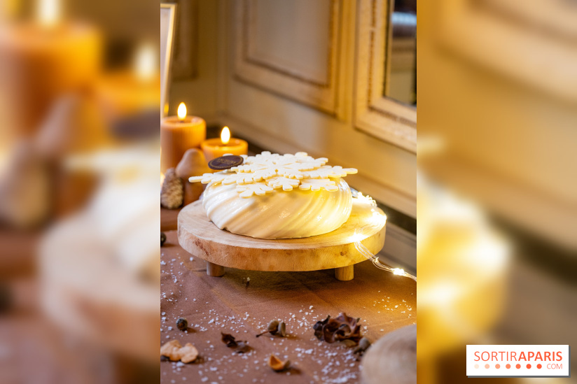 Les Bûches de Noël Angelina Paris 2025