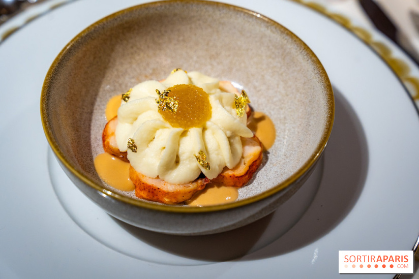 Bûche de Noël Lenôtre 2025 : Le train des Merveilles et les créations de fête - photos - A7C07626