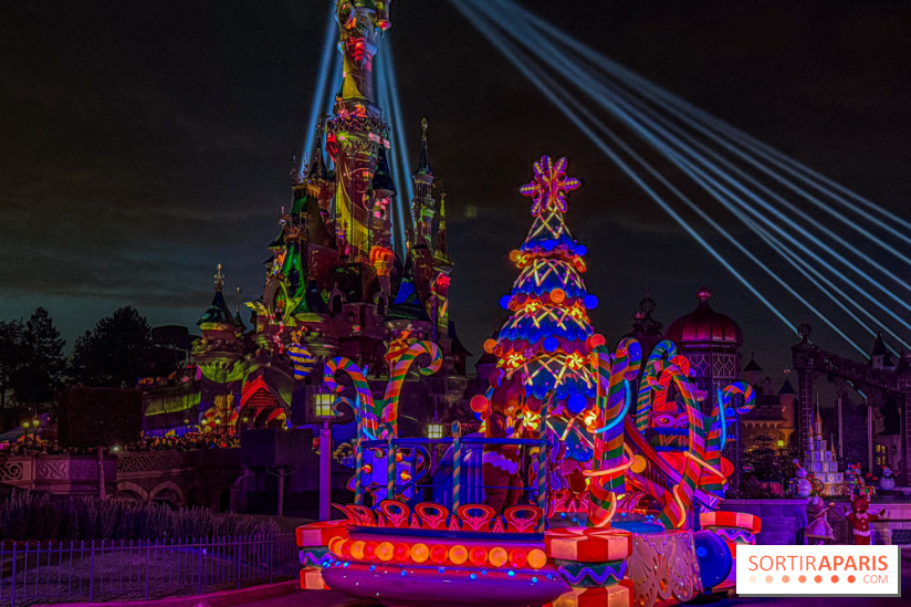 Noël à Disneyland Paris : Disney's Enchanted Christmas - parade