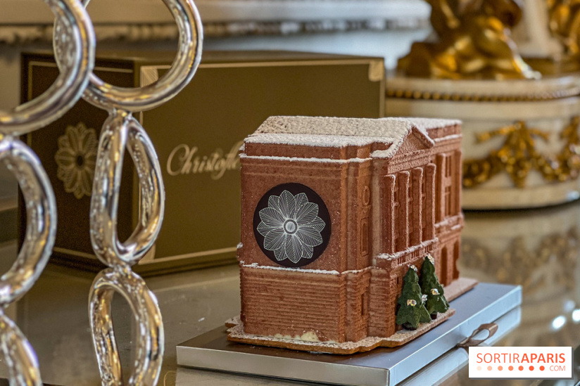 La Bûche de Noël 2025 de l'Hôtel de Crillon par Matthieu Carlin : le palace ... à croquer !