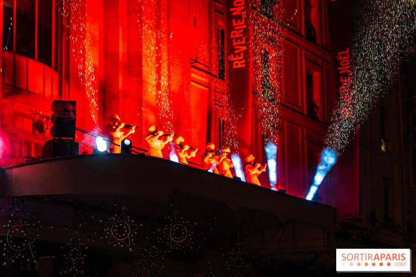 Inauguration des vitrines de Noël du BHV Marais à Paris 2025 avec Vincent Niclo et Vitaa - photos - A7C01314