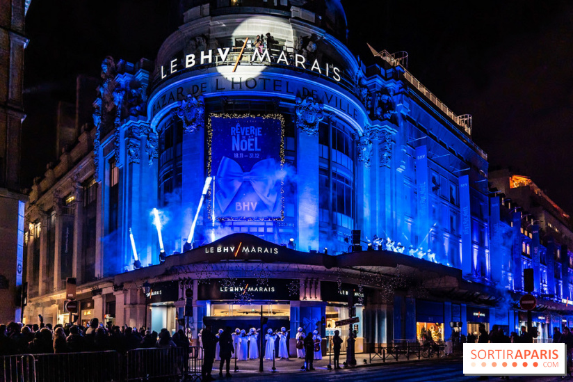 Inauguration des vitrines de Noël du BHV Marais à Paris 2025 avec Vincent Niclo et Vitaa - photos - A7C01382