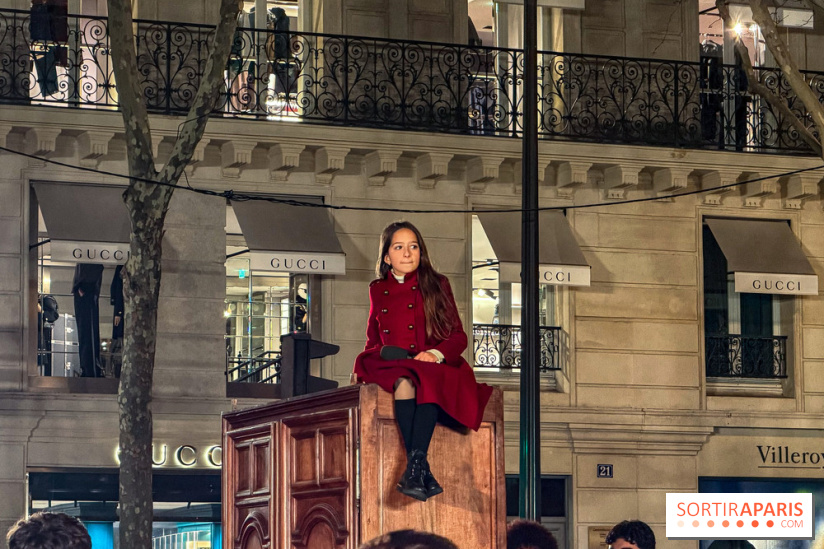 Illuminations de Noël 2025 : Julien Cohen organise un flash mob géant avec 300 musiciens à Paris  - IMG 0895