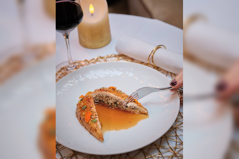 Séjour et dîner raffiné pour les fêtes au Marriott Champs-Élysées - 2025   11   26   Marriott 77