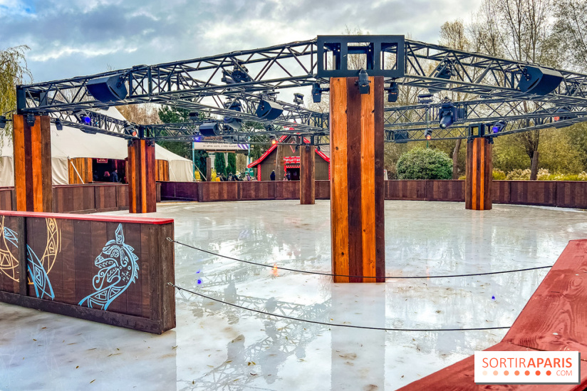 Noël au Parc Astérix 2025, patinoire et marché de Noël  - IMG 7404