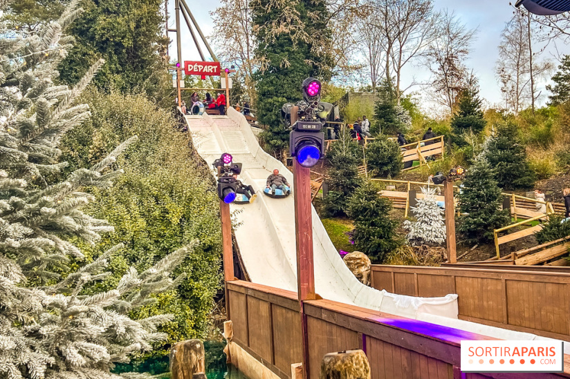 Noël au Parc Astérix 2025, patinoire et marché de Noël  - IMG 7498