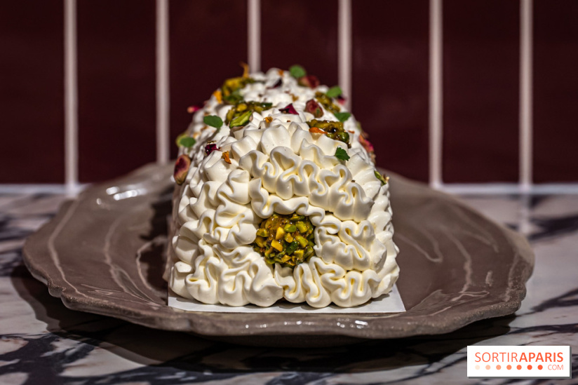 Bûche de Noël Paris-Brest pistache et tropicale de Nour Kandler - Lalla Coffee - A7C02381