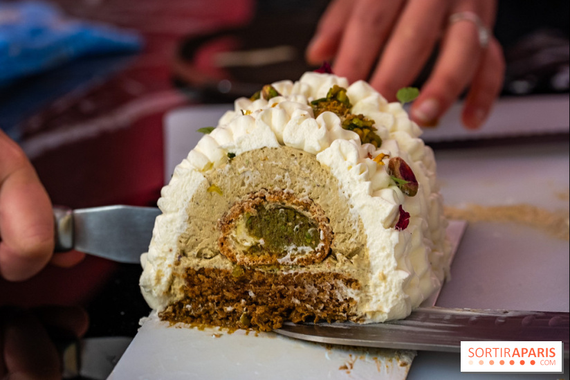 Bûche de Noël Paris-Brest pistache et tropicale de Nour Kandler - Lalla Coffee - A7C02409