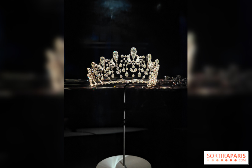 Joyaux dynastiques : une exposition qui brille de mille feux à l'Hôtel de la Marine à Paris - fotor 1765278660131