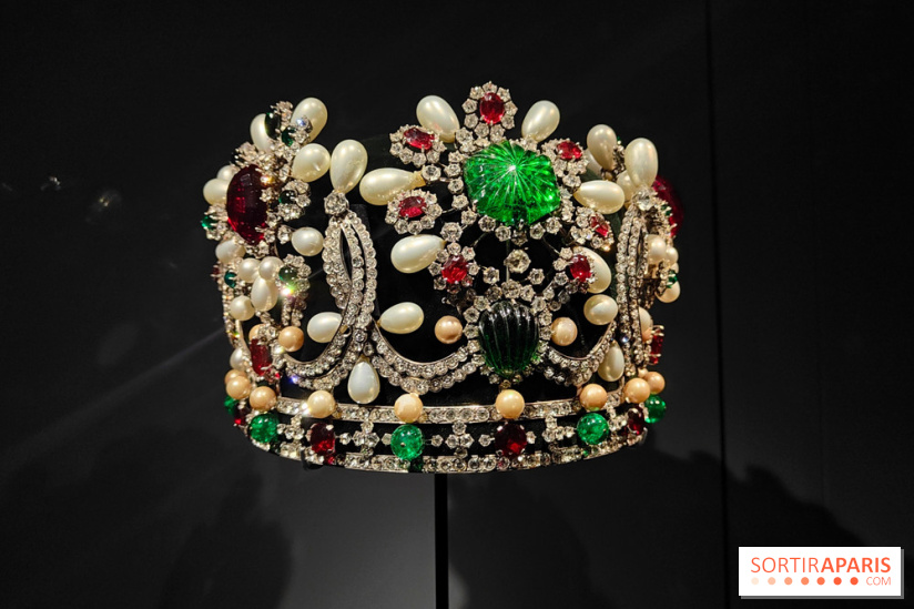 Joyaux dynastiques : une exposition qui brille de mille feux à l'Hôtel de la Marine à Paris - fotor 1765279225347