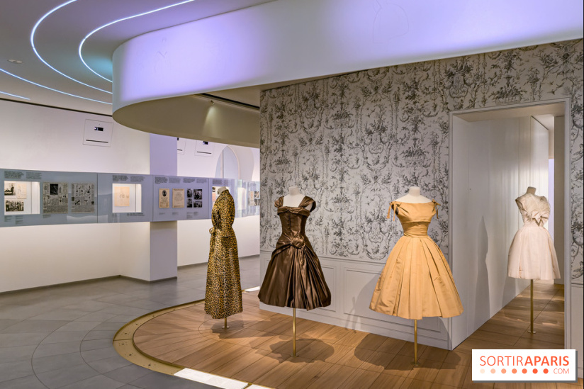 Une double exposition mode à la Galerie Dior et à la Fondation Azzedine Alaïa, à Paris
