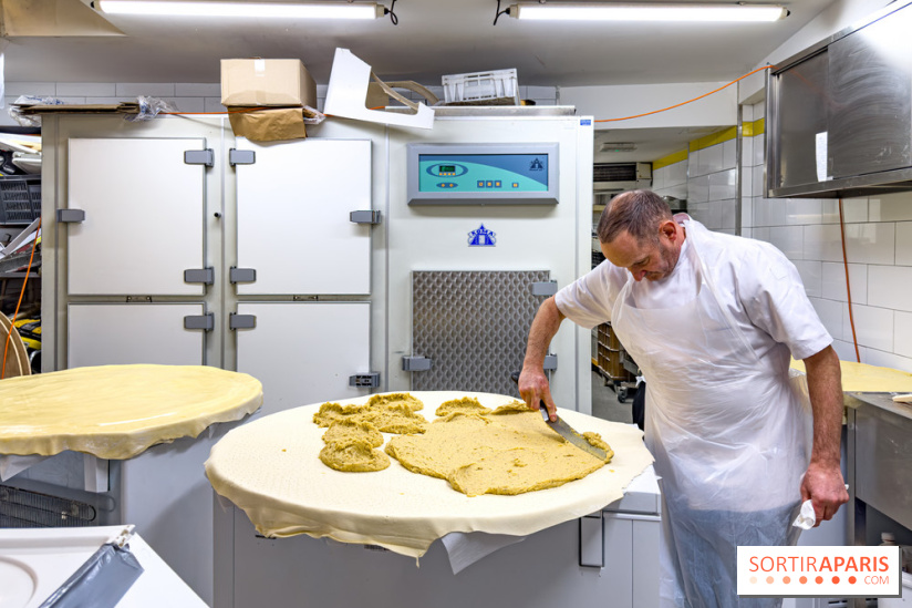 La Galette des Rois 2026 de l'Élysée, fabriquée par la Boulangerie Le Moulin de la Croix Nivert