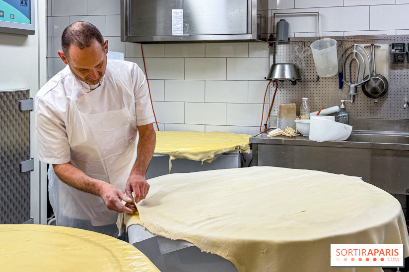 La Galette des Rois 2026 de l'Élysée, fabriquée par la Boulangerie Le Moulin de la Croix Nivert - IMG 7315