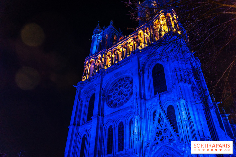 Lueurs de Mantes 2026, les photos du parcours lumineux gratuit des Yvelines