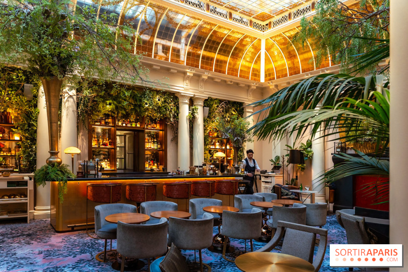Le tea time Emily in Paris de l'Hôtel du Louvre - A7C04015