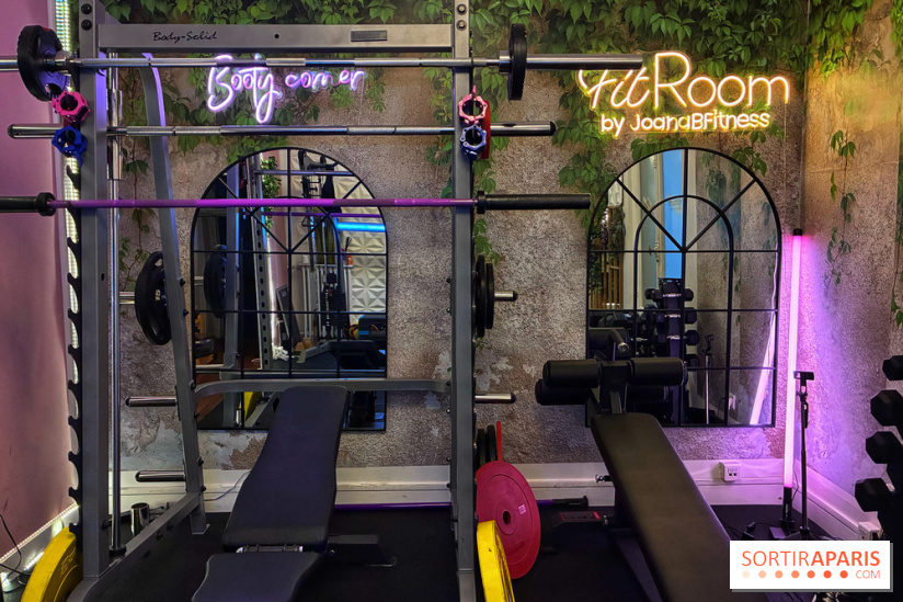 Fit Room
