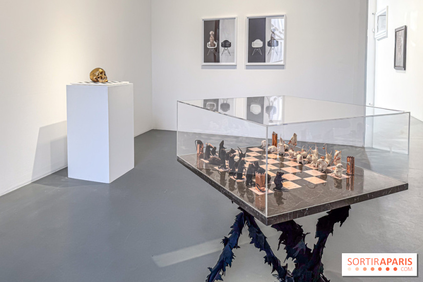 Exposition Un Siècle d'Echecs à la Galerie Perrotin
