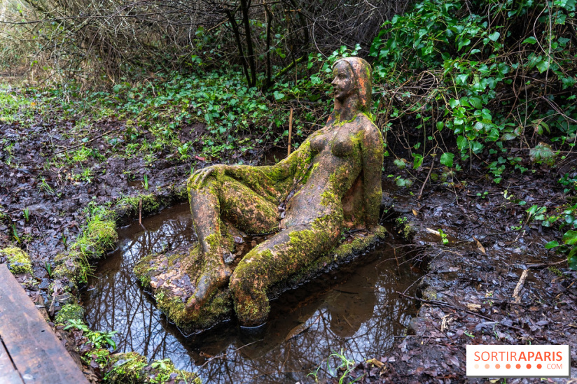 La source de l'Yvette : une statue mystérieuse dans les Yvelines