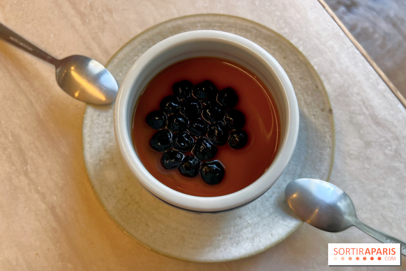 Foodi Jia-Ba-Buay - Panna cotta thé noir, litchi, tapioca
