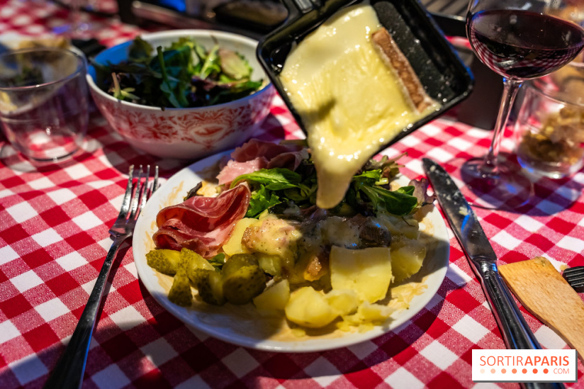 Mama ski club au Mama Shelter La Défense, raclette et Mont d'Or - A7C05504