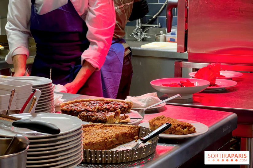 L'Arrêt by The Grey - Cuisine ouverte