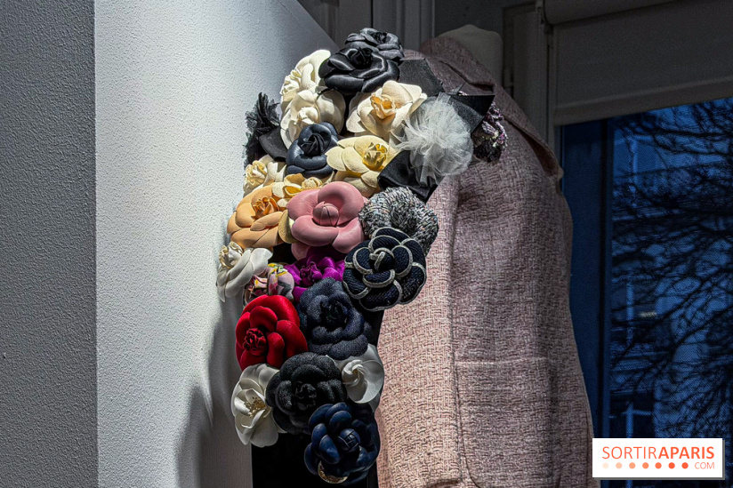 Une exposition mode gratuite de centaines de pièces Chanel dans une sublime maison de ventes à Paris
