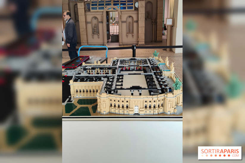 Insolite : assistez au montage en live d'une maquette LEGO du Grand Palais