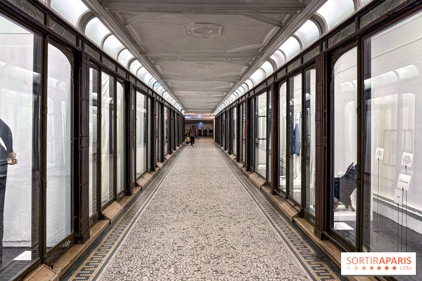 Le Musée Vivant de la Mode d'Olivier Saillard : exposition-performance à la Fondation Cartier - IMG 5900