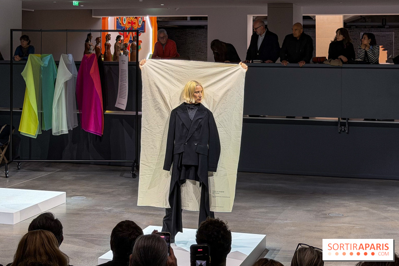 Le Musée Vivant de la Mode d'Olivier Saillard : exposition-performance à la Fondation Cartier - IMG 6378