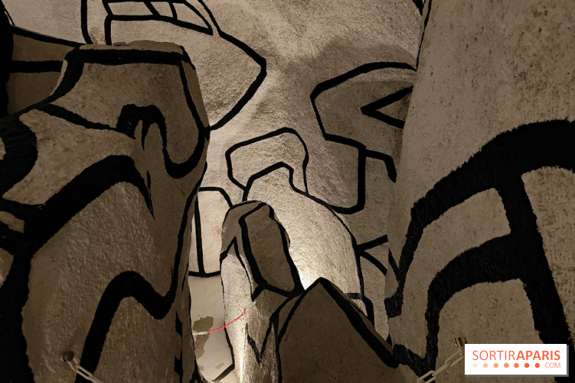 La Tour aux Figures de Jean Dubuffet - Hauts-de-Seine